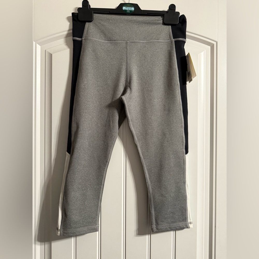 Trina Turk Recreation Gray Leggings Women’s Medium NWT